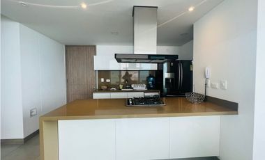APARTAMENTO CON HERMOSA VISTA AL MAR