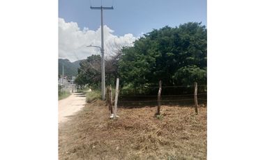 LOTE COMPLETAMENTE PLANO