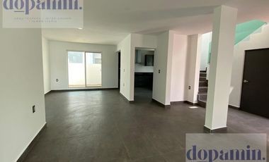 Casa en Unidad Nacional