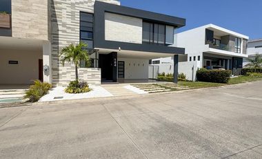 CASA EN VENTA PUNTA TIBURON LAGUNAS 6