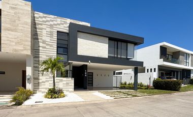 CASA EN VENTA PUNTA TIBURON LAGUNAS 6