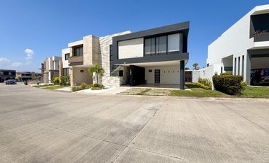 CASA EN VENTA PUNTA TIBURON LAGUNAS 6