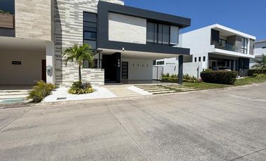 CASA EN VENTA PUNTA TIBURON LAGUNAS 6