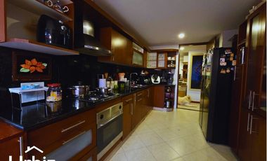 Arriendo Apartamento de 167m en Santa Barbara, Bogota