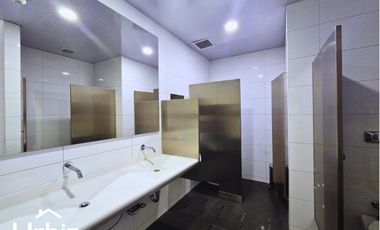Arriendo Oficina de 642 m² sobre la Autopista Norte con Calle 100