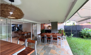 CASA EN VENTA EN JAMUND -  VISTA AL PARQUE Y AMPLIOS ESPACIOS