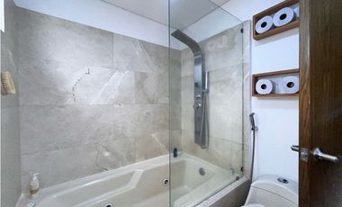 CASA EN VENTA EN JAMUND -  VISTA AL PARQUE Y AMPLIOS ESPACIOS