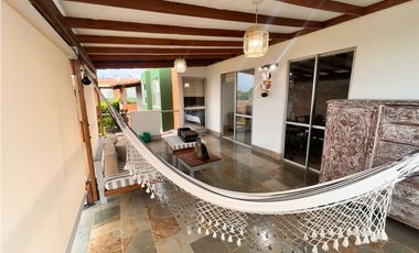 CASA EN VENTA EN JAMUND -  VISTA AL PARQUE Y AMPLIOS ESPACIOS