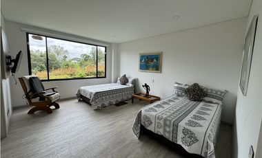 Venta casa campestre de un solo nivel en la Ceja Oriente Antioqueño