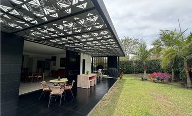 Venta casa campestre de un solo nivel en la Ceja Oriente Antioqueño