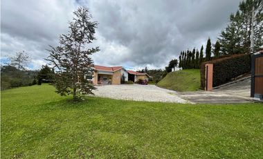 Casa Amoblada en Arriendo en El Retiro sector Pantanillo