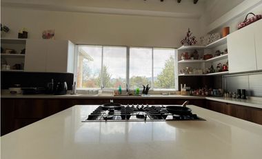 Casa Amoblada en Arriendo en El Retiro sector Pantanillo