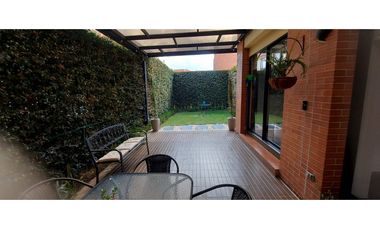 Vendemos o rentamos hermosa casas!