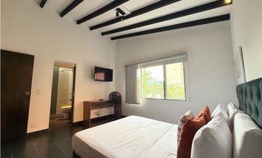 Amoblada HERMOSA Casa Laureles