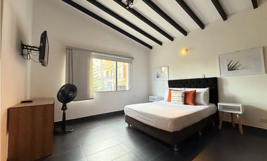 Amoblada HERMOSA Casa Laureles