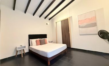Amoblada HERMOSA Casa Laureles