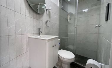Una oficina perfecta / totalmente remodelada / Conquistadores