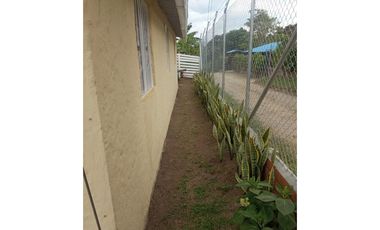 SE VENDE CASA CAMPESTRE CERCA  A QUIMBAYA AREA 3200 M2