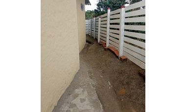 SE VENDE CASA CAMPESTRE CERCA  A QUIMBAYA AREA 3200 M2