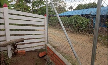 SE VENDE CASA CAMPESTRE CERCA  A QUIMBAYA AREA 3200 M2