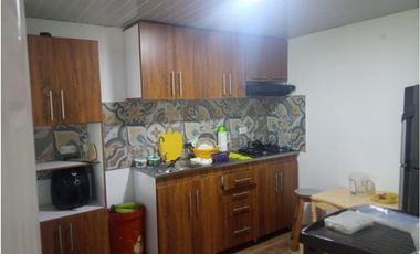 SE VENDE CASA CAMPESTRE CERCA  A QUIMBAYA AREA 3200 M2