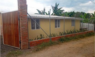 SE VENDE CASA CAMPESTRE CERCA  A QUIMBAYA AREA 3200 M2