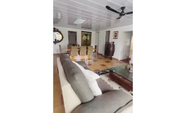 VENDO O ARRIENDO FINCA EN CERRITOS