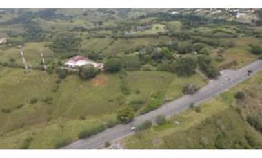 VENDO O ARRIENDO FINCA EN CERRITOS