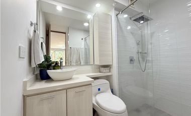 Venta HERMOSO Apartamento Laureles Campestre