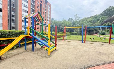 Venta HERMOSO Apartamento Laureles Campestre