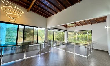 HERMOSA FINCA EN SOPETRN