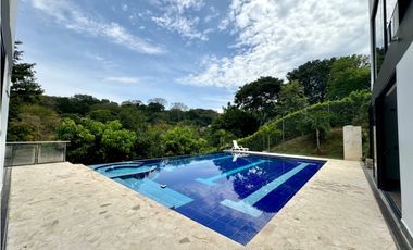 HERMOSA FINCA EN SOPETRN