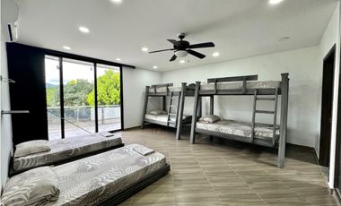 HERMOSA FINCA EN SOPETRN