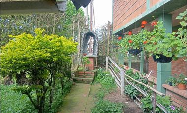 SE VENDE FINCA CON LAGOS EN ARABIA AREA