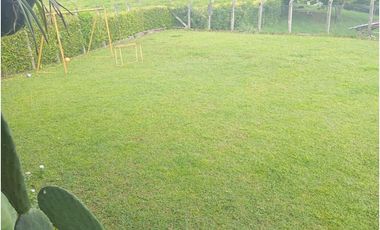 SE VENDE FINCA CON LAGOS EN ARABIA AREA