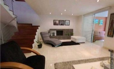 Acogedora casa Envig Montessori 315 M2 💰1980 Mill