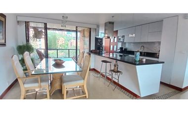 Apartamento remodelado, Poblado El Campestre, cerca La Frontera.