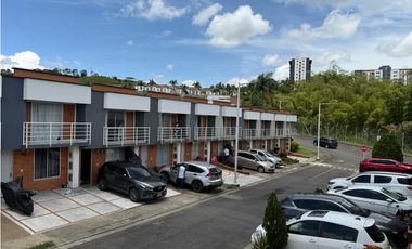 SE VENDE CASA EN BALCONES DE VILLA VERDE