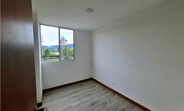 Arriendo apartamento en unidad cerrada en La Ceja