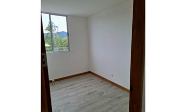 Arriendo apartamento en unidad cerrada en La Ceja