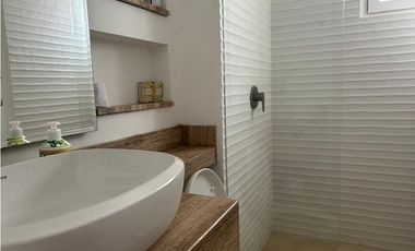 Se arrienda apartamento en el Laguito, en Cartagena de Indias