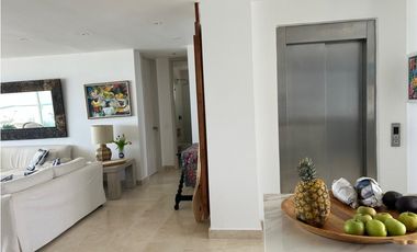 Se arrienda apartamento en el Laguito, en Cartagena de Indias