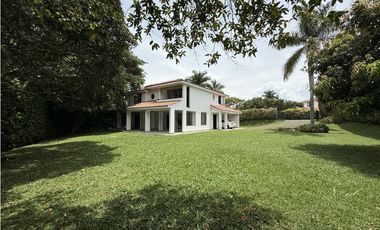 CASA CAMPESTRE A LA VENTA EN CERRITOS