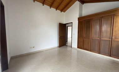 CASA CAMPESTRE A LA VENTA EN CERRITOS