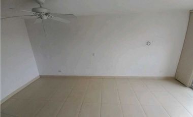 Arriendo  apartamento en Pozos Colorados
