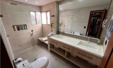 APARTAMENTO PARA ARRIENDO EN EL POBLADO SECTOR LAS SANTAS