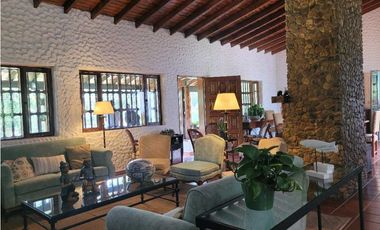 Venta de Hermosa Finca en la Ceja Unidad Cerrada