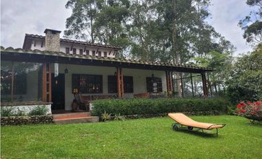 Venta de Hermosa Finca en la Ceja Unidad Cerrada