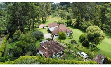 Venta de Hermosa Finca en la Ceja Unidad Cerrada
