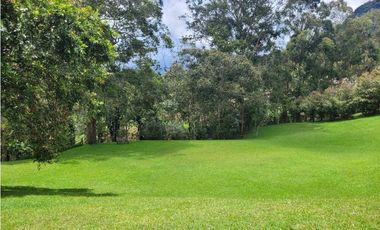 Venta de Hermosa Finca en la Ceja Unidad Cerrada